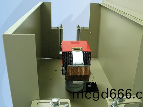 50KV直(zhi)流(liu)火蘤(hua)試(shi)驗機(ji)STB-50D